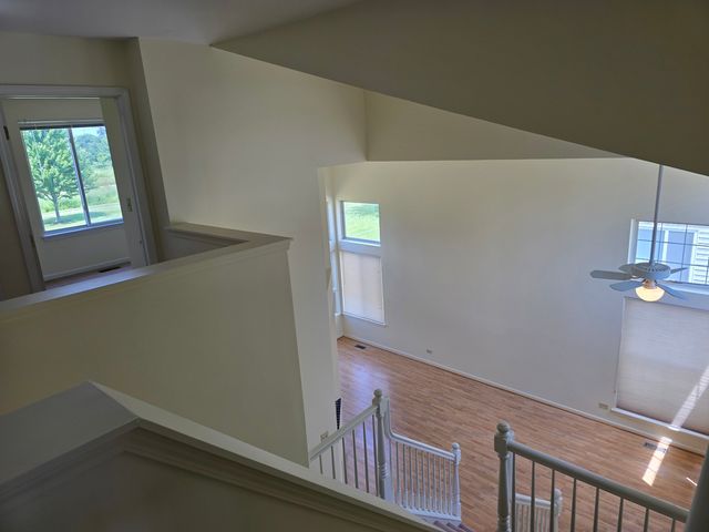 2135 Feldott Lane, Naperville, IL 60540