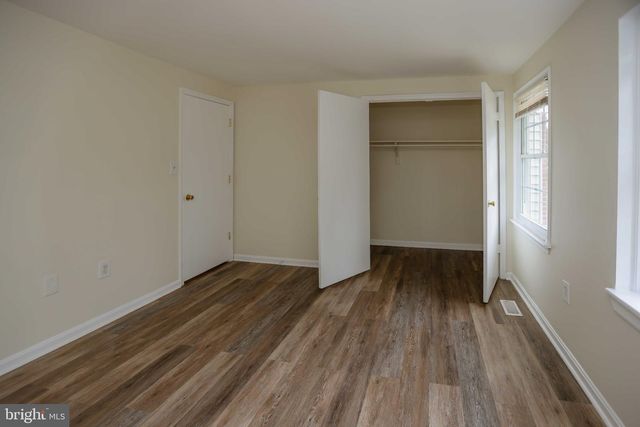 5 REACHING CIR, Baltimore, MD 21221