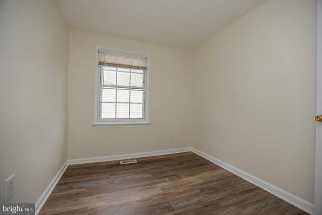 5 REACHING CIR, Baltimore, MD 21221