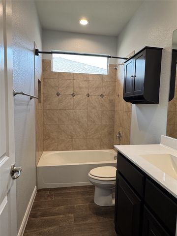 2511 Allview Lane, Glenn Heights, TX 75154