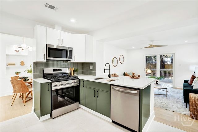 1404 E 40th Street, Savannah, GA 31404