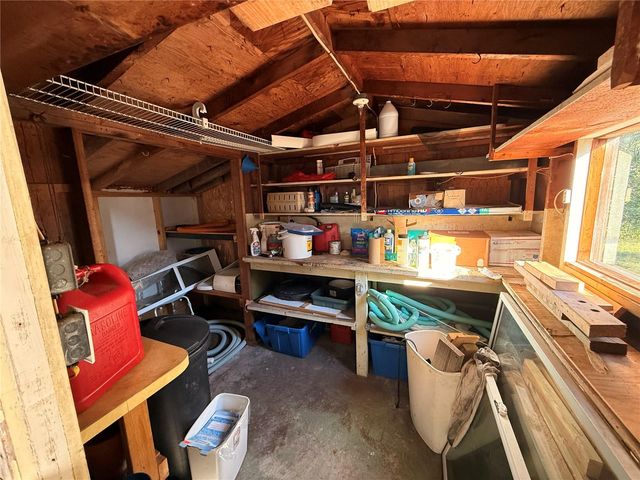 551 E SEMINOLE DRIVE, Venice, FL 34293