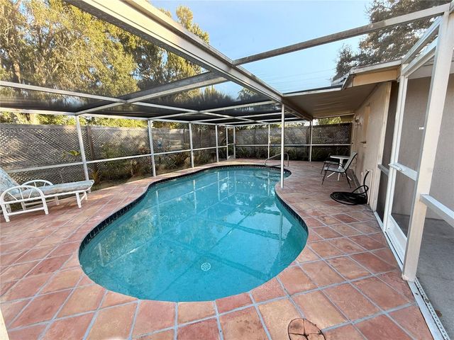 551 E SEMINOLE DRIVE, Venice, FL 34293