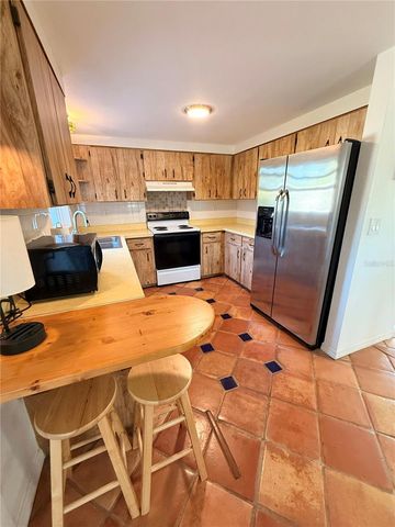 551 E SEMINOLE DRIVE, Venice, FL 34293