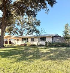 551 E SEMINOLE DRIVE, Venice, FL 34293