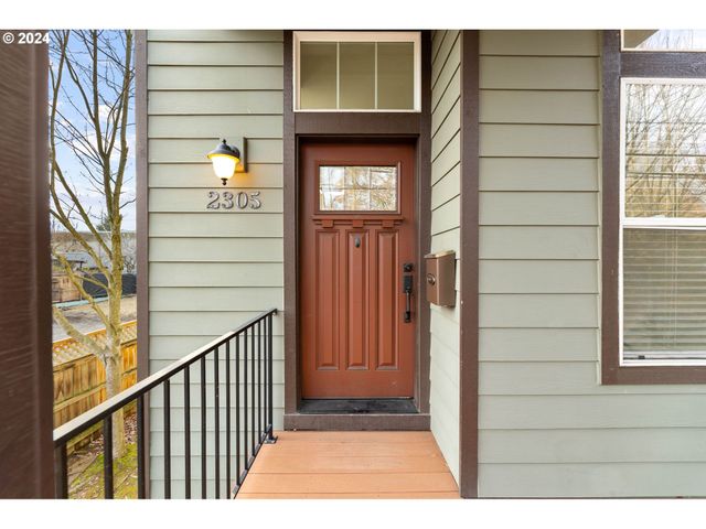 2305 Se 12th Ave, Portland, OR 97035