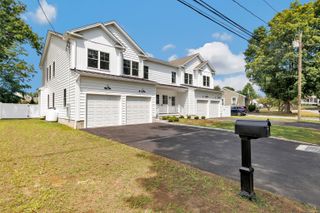 152 Roseville Street, Fairfield, CT 06825