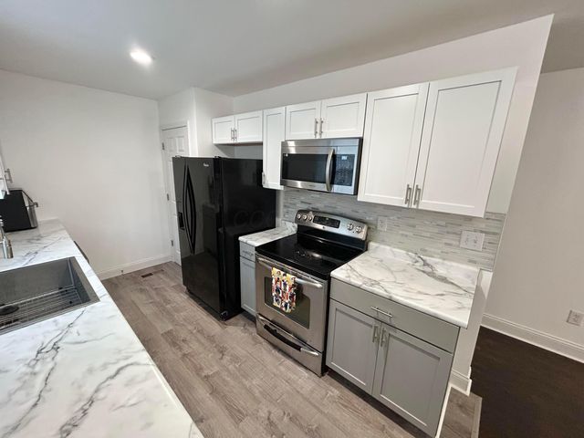 848 Fairwood Avenue, Columbus, OH 43205