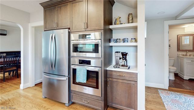 2616 Traymore Road, University Heights, OH 44118