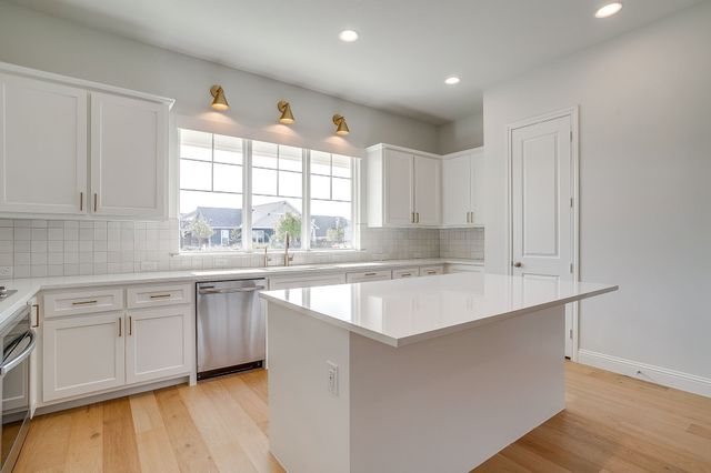 14436 Walsh Avenue, Fort Worth, TX 76008