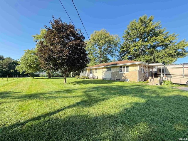 1005 SPRING BAY Road, East Peoria, IL 61611