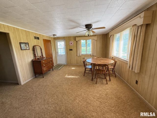 1005 SPRING BAY Road, East Peoria, IL 61611