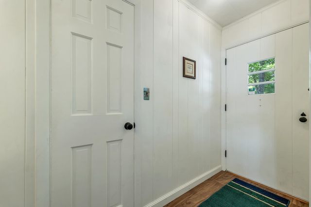 20 Governor Wentworth Highway, Tuftonboro, NH 03816