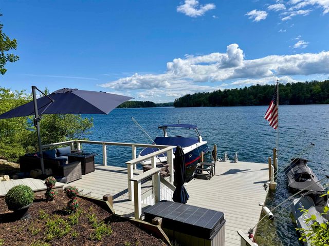 20 Governor Wentworth Highway, Tuftonboro, NH 03816
