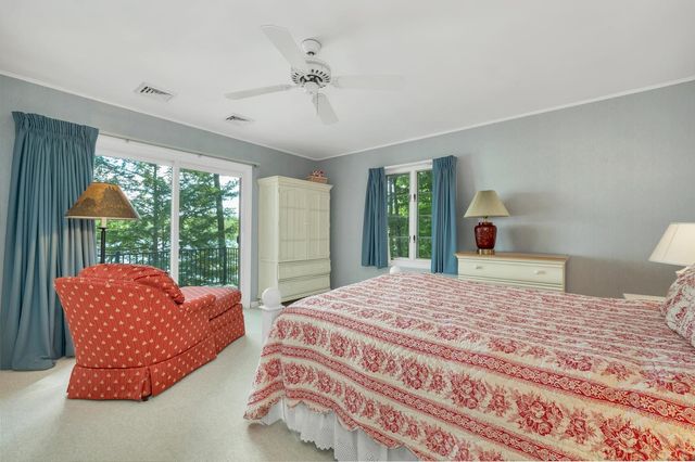 20 Governor Wentworth Highway, Tuftonboro, NH 03816
