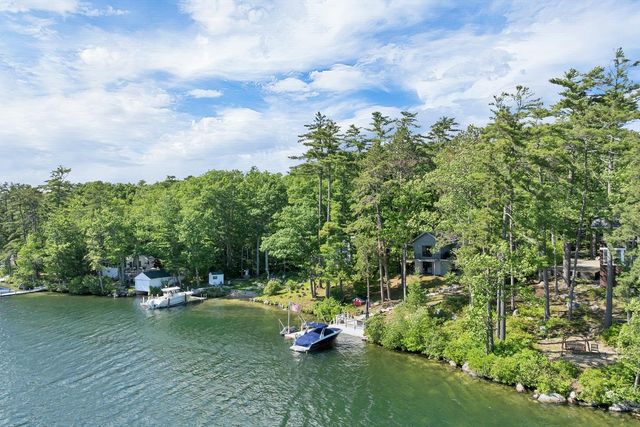 20 Governor Wentworth Highway, Tuftonboro, NH 03816