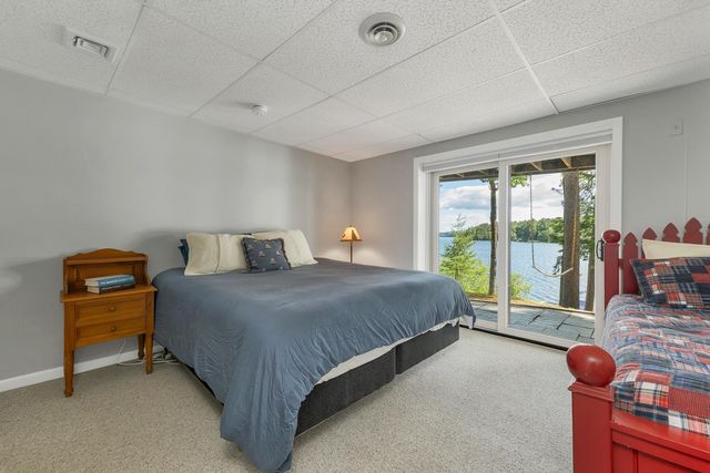 20 Governor Wentworth Highway, Tuftonboro, NH 03816