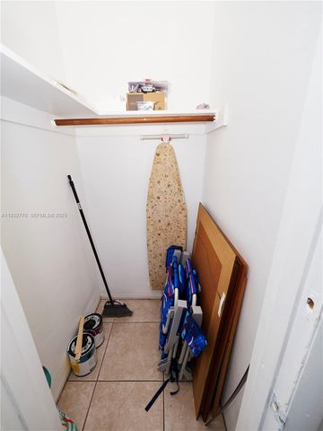 2861 Leonard Dr F412, Aventura, FL 33160