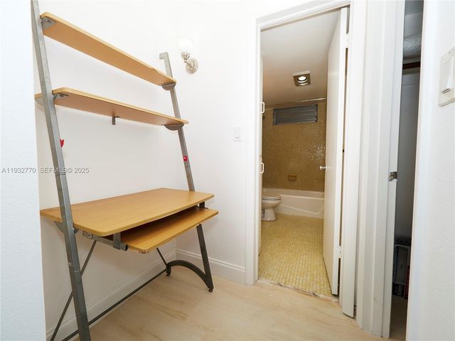 2861 Leonard Dr F412, Aventura, FL 33160