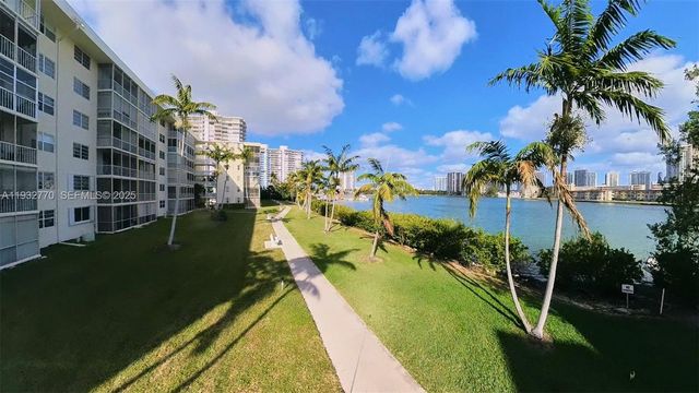 2861 Leonard Dr F412, Aventura, FL 33160