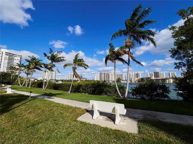 2861 Leonard Dr F412, Aventura, FL 33160
