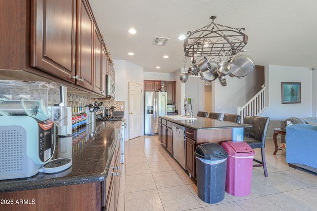 38202 W ISABELLA Lane, Maricopa, AZ 85138