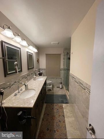 2019 CHATHAM DR, Bensalem, PA 19020