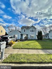 2019 CHATHAM DR, Bensalem, PA 19020