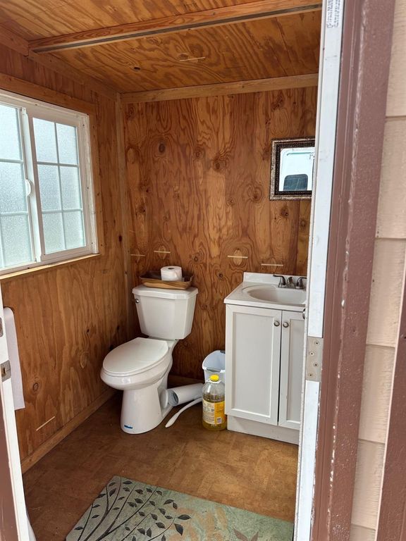 Image 21 of property listing at 42995 Vista Del Valle Lane, Auberry, CA 93602