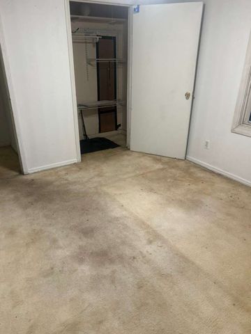 18019 Lorenz Avenue, Lansing, IL 60438