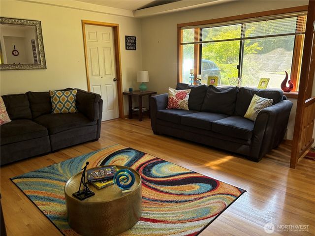 4134 149th Place SE, Bellevue, WA 98006