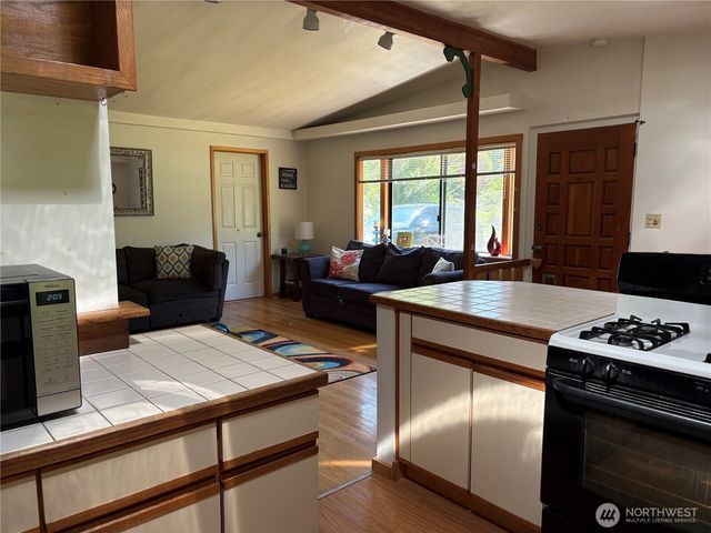 4134 149th Place SE, Bellevue, WA 98006