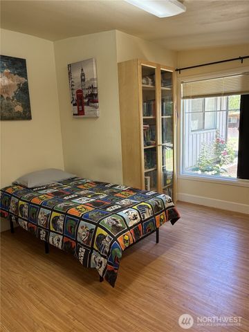 4134 149th Place SE, Bellevue, WA 98006