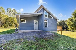 2604 Wiersma Street, Cedar Springs, MI 49319