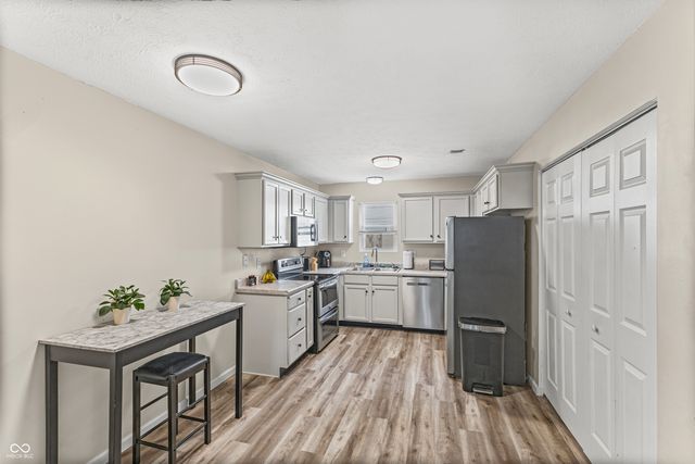 4058 Knollwood Avenue, Franklin, IN 46131