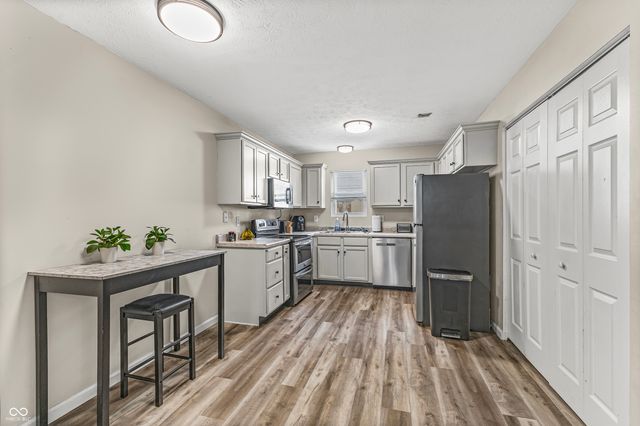 4058 Knollwood Avenue, Franklin, IN 46131