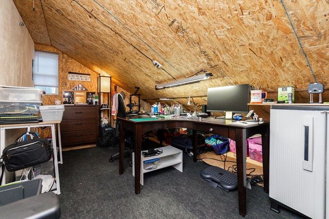 304 Village Ln 304, Bellingham, MA 02019