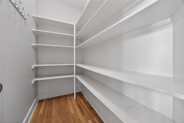 18808 W 97th Terrace, Lenexa, KS 66220