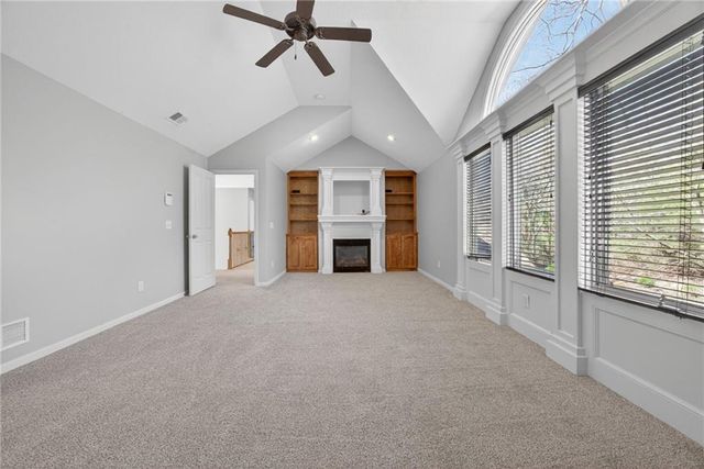 18808 W 97th Terrace, Lenexa, KS 66220