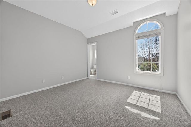 18808 W 97th Terrace, Lenexa, KS 66220