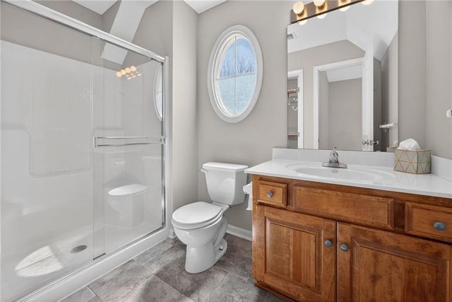 18808 W 97th Terrace, Lenexa, KS 66220