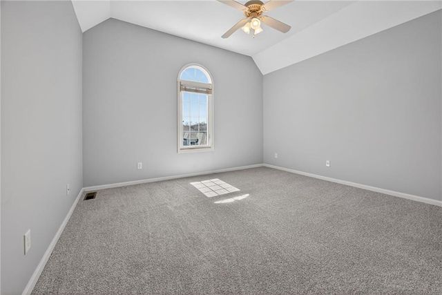 18808 W 97th Terrace, Lenexa, KS 66220