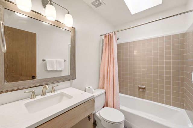 1030 N 250 W, Layton, UT 84041