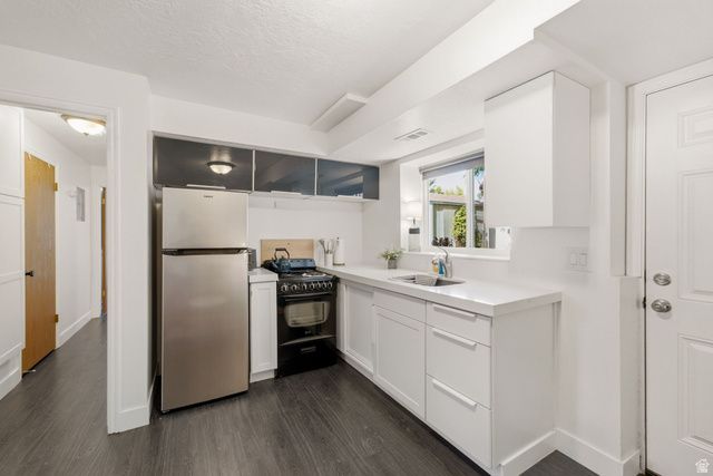 1030 N 250 W, Layton, UT 84041