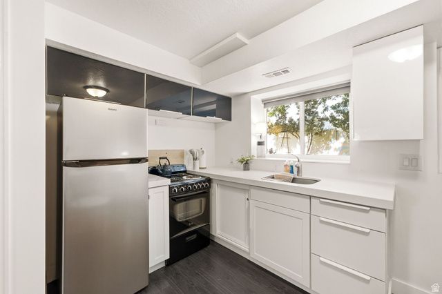 1030 N 250 W, Layton, UT 84041