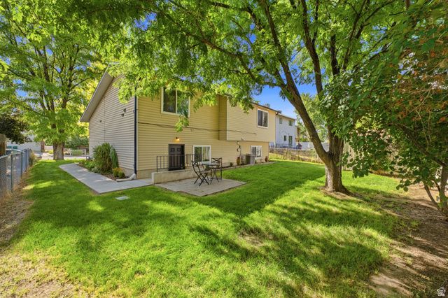 1030 N 250 W, Layton, UT 84041