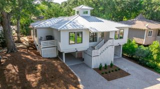 19 Sandcrab Court, Isle Of Palms, SC 29451
