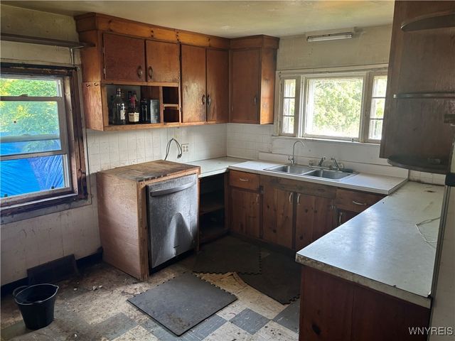 2119 School Street, North Collins, NY 14111