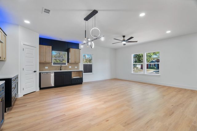 3937 Hancock Street, Dallas, TX 75210