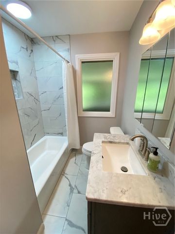 2219 E 40th Street, Savannah, GA 31404